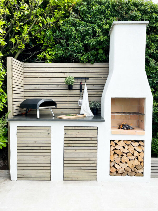 The Hale Outdoor Kitchen (left hand kit) - Schiedel Chimney Systems Ltd.